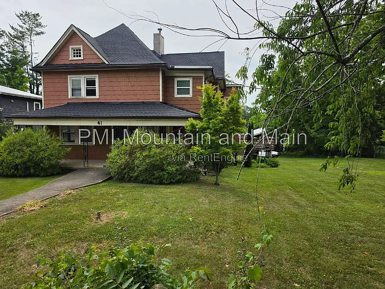 41 Westwood Pl #4 — Photo 2