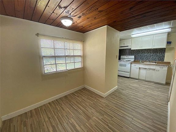 5th image of 6703 River Rd