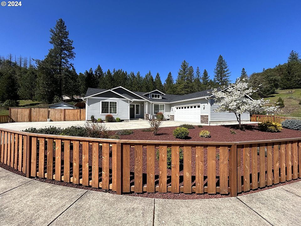 1st image of 139 Deer Song Ct