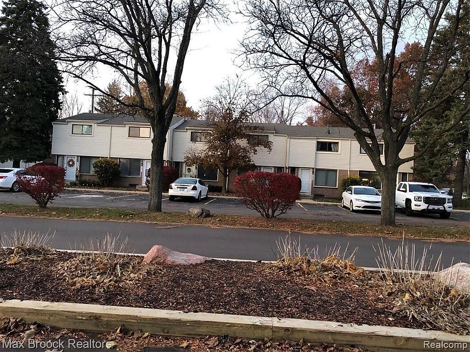 1st image of 1653 Wimbledon Dr