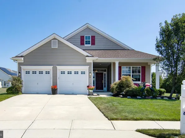 6 Crane Ct, Clayton, NJ 08312