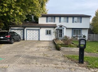 10334 Woodhaven Cir, Indianapolis, IN