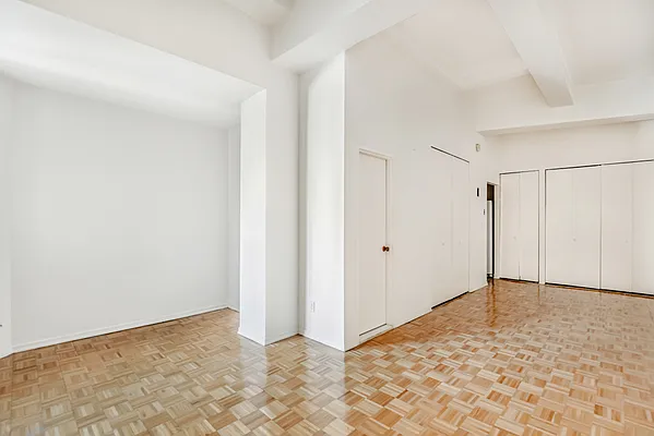 Sold by Compass | media 5