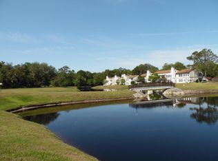 21204 Sandalwood Dr, Wildwood, FL 34785