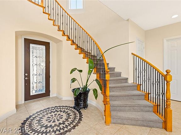 4th image of 8360 Myerlee Ct