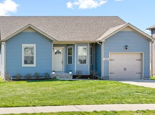 1879 Rains Rd, Clarksville, TN 37042