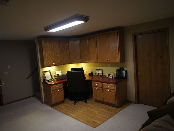 4th image of 1005 Grisham Dr
