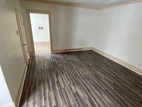 2nd image of 1225 Gomber Ave #A