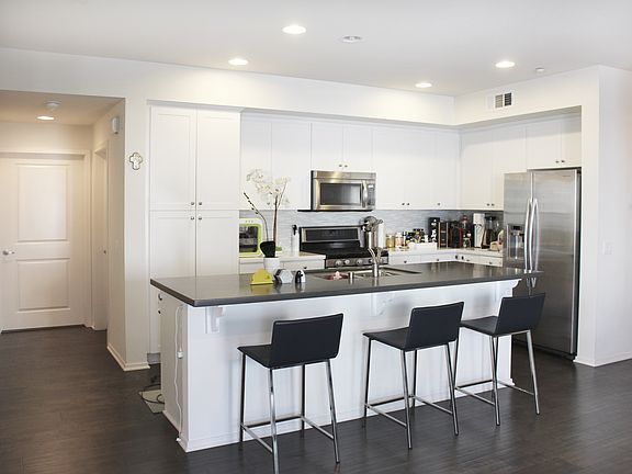 4th image of 13021 Central Ave Unit 204