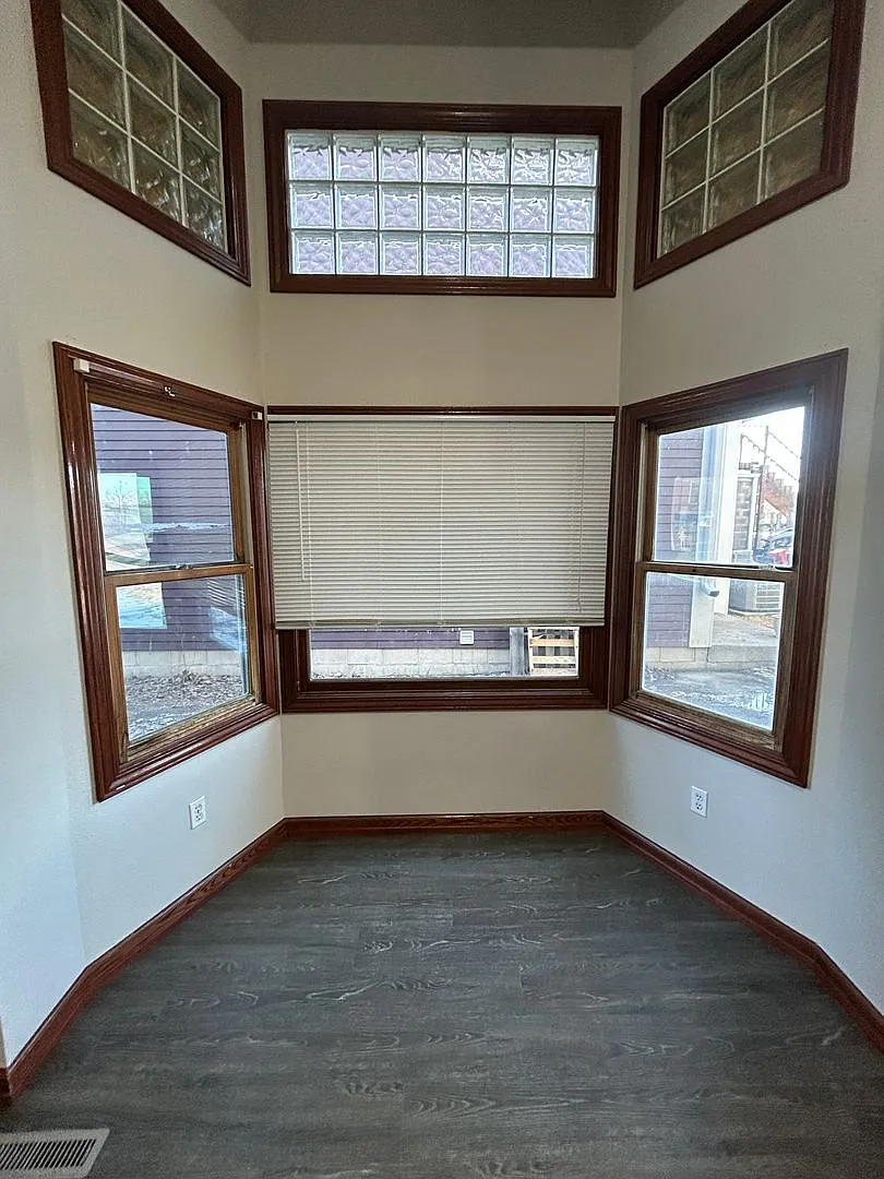 Four Ever Plaid, Llc (Four) — Photo 4
