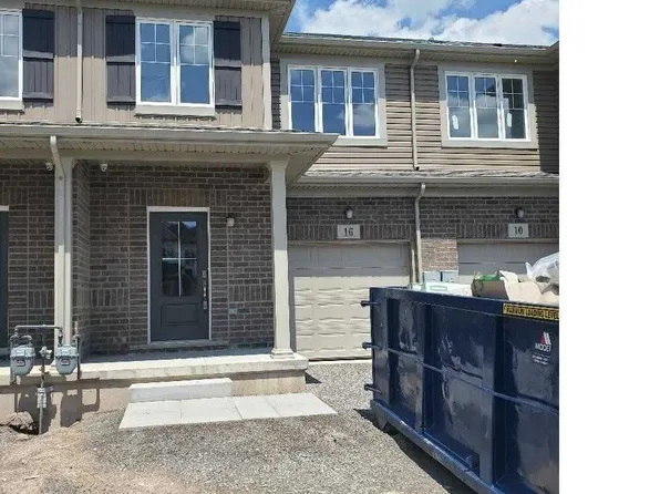 10 Sycamore St, Welland, ON L3C 0H8