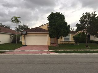 18643 Sw 15 St, pembroke pines, FL 33029