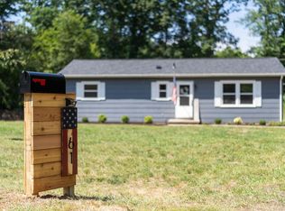 61 Whiteoak Cir, Lyndhurst, VA 22952