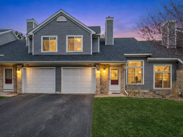 585 Mission Hills Way W, Chanhassen, MN 55317