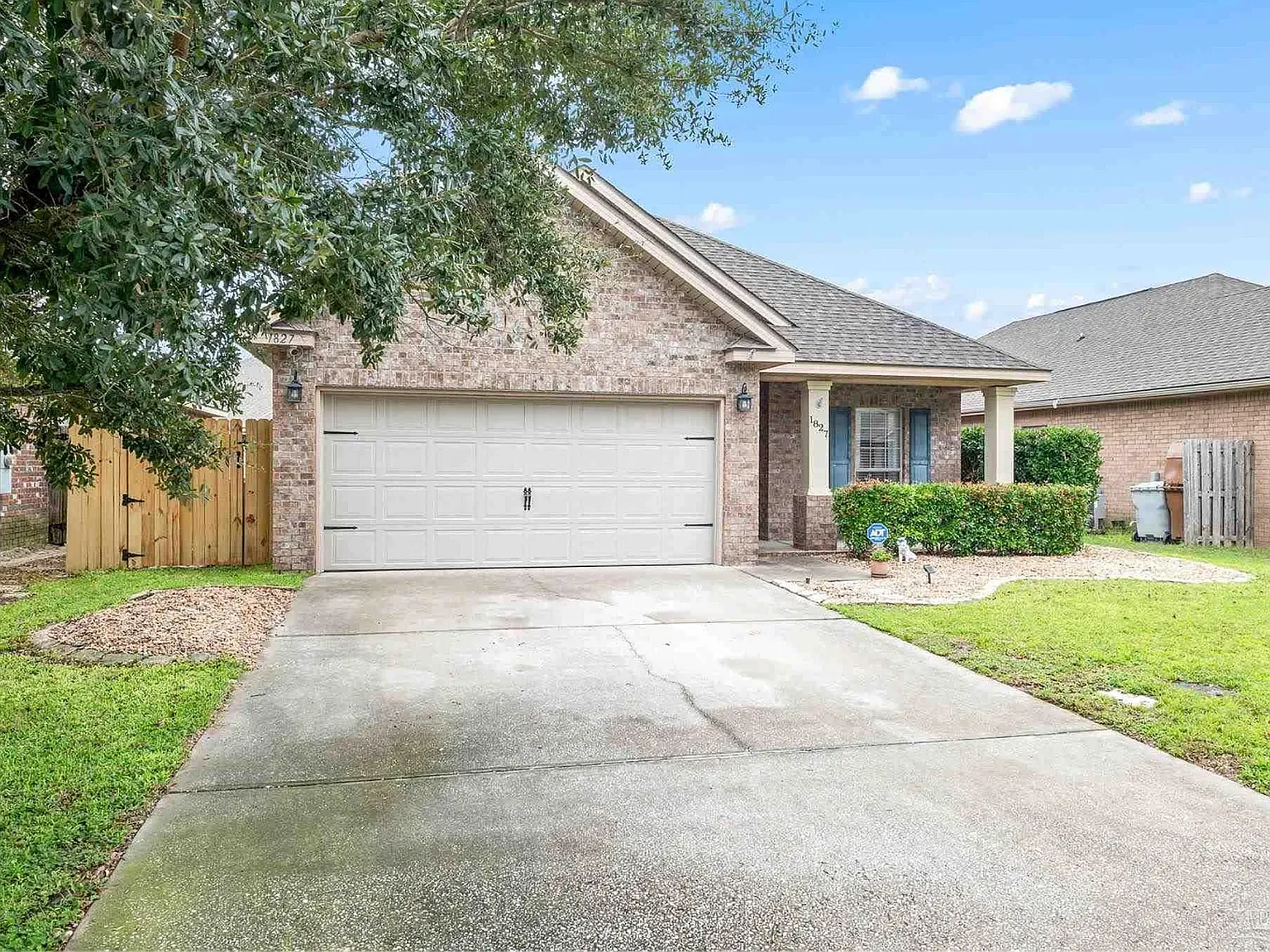 3 bed, 1576 sqft, $2,000 — Photo 3