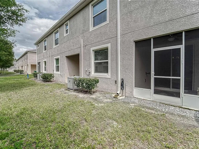 3903 Silverlake Way — Photo 37