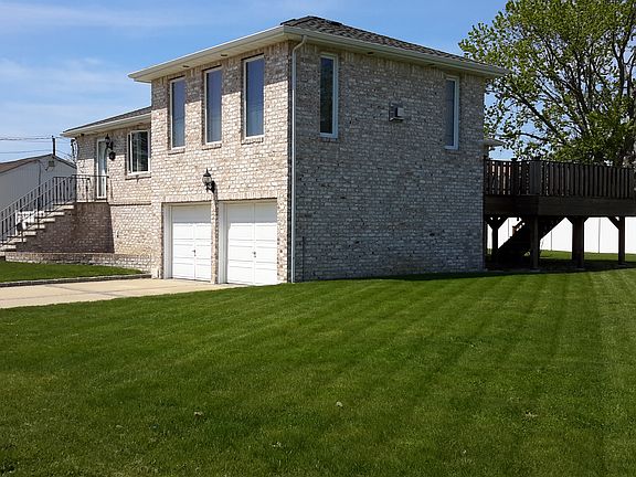 5th image of 3194 Weidner Ave