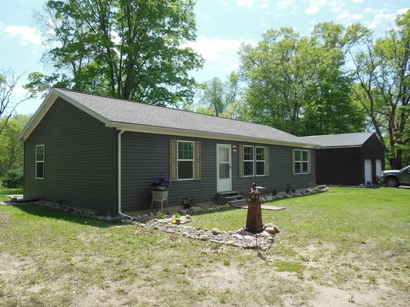 7320 N Clare Ave, Harrison, MI 48625
