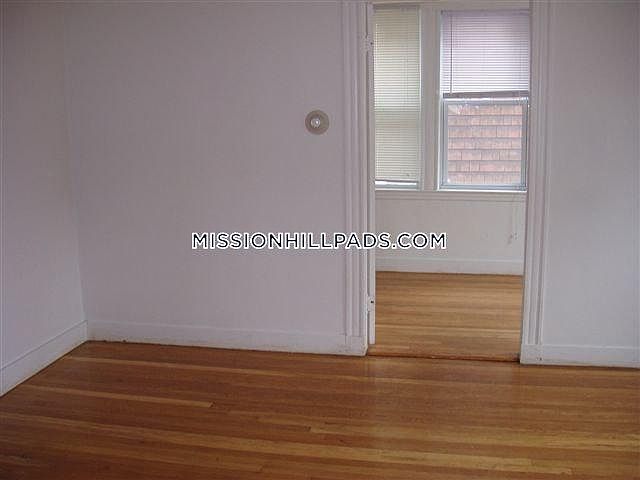 2nd image of 38 Cherokee St #L1