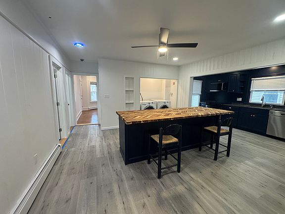 2nd image of 591 Main St #1