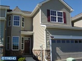 1403 Ridgeview Dr, Morgantown, PA 19543