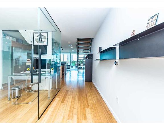 3rd image of 2950 NE 188th St APT 0306