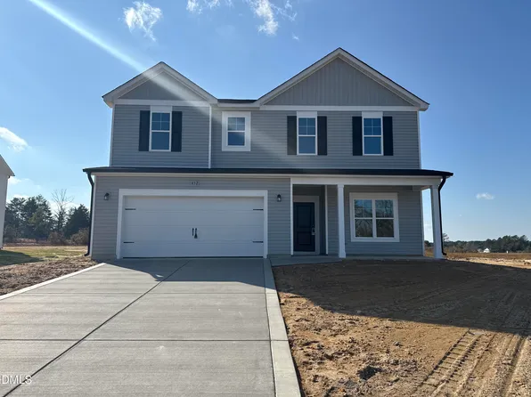 452 Ashley Heights Dr, Southern Pines, NC 28387