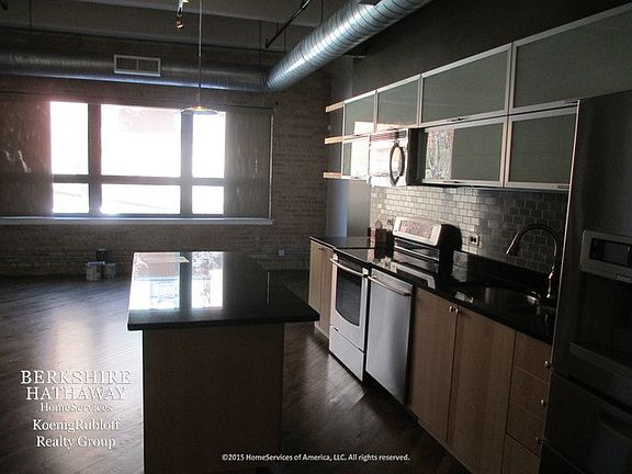 2nd image of 1728 N Damen Ave APT 111