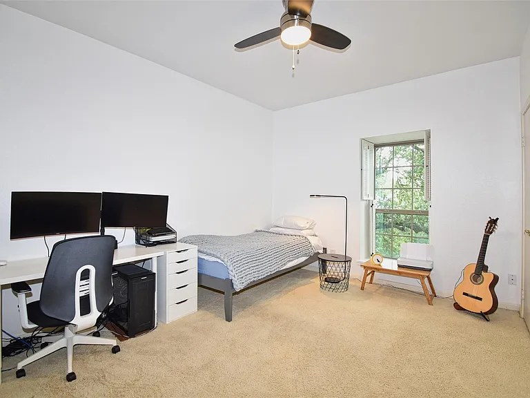 2425 Underwood St #346 — Photo 19