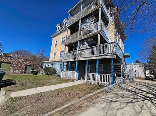 251 Providence St, Putnam, CT 06260