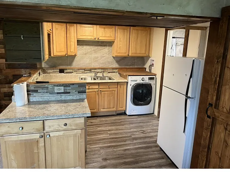2524 Pine Bluff Rd — Photo 17