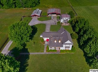 802 Walnut Grove Rd, New Market, AL 35761