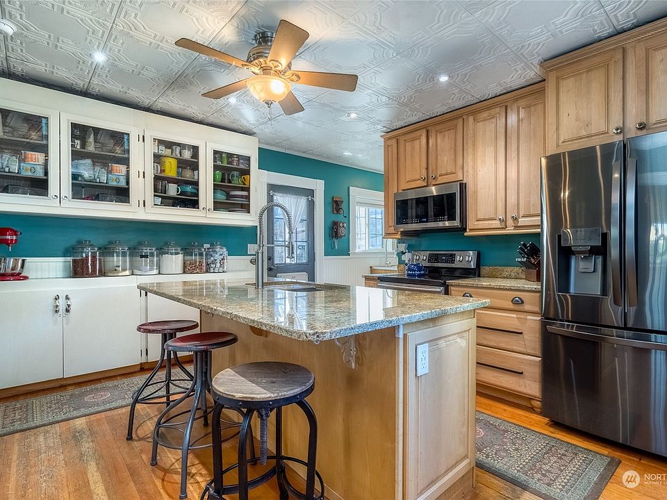 323 W 4th Street, Waitsburg, WA 99361 Zillow