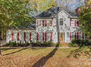 1422 Moorecrest Pl, Kannapolis, NC 28081