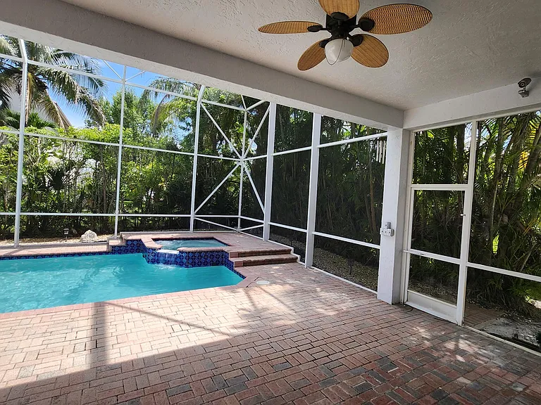 11206 Maritime Ct — Photo 4