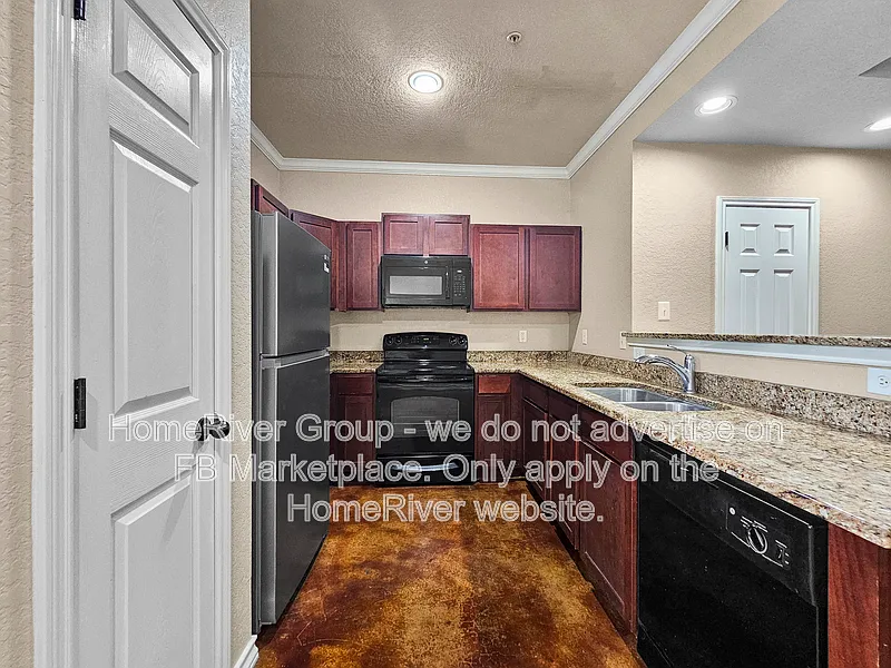 3 bed, 3.0 bath, 1237 sqft, $1,395 — Photo 4