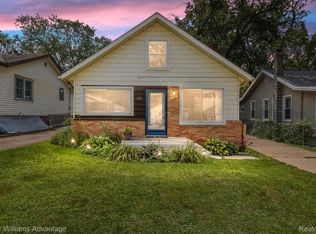 126 Welfare Blvd, Walled Lake, MI