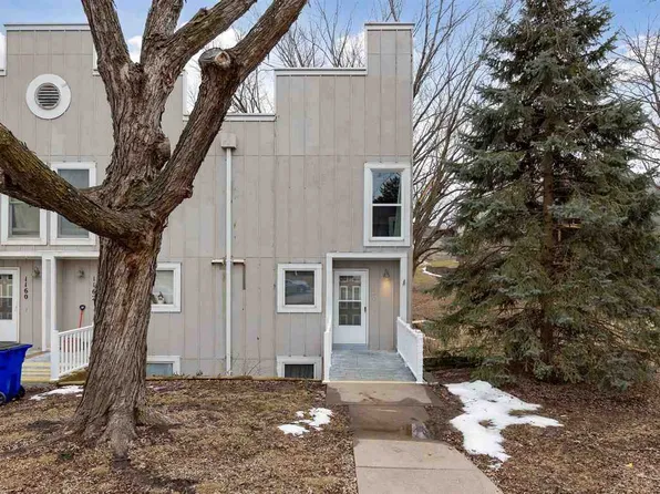 1164 Cambria Ct, Iowa City, IA 52246