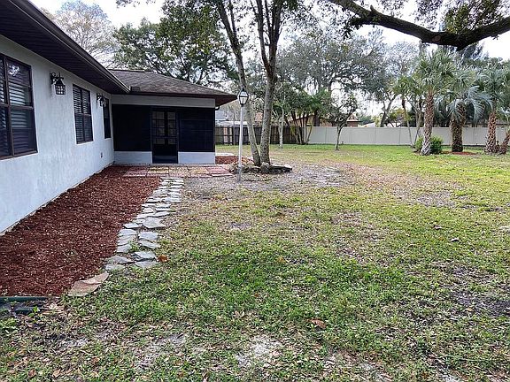 3rd image of 12226 Bartkus Ct