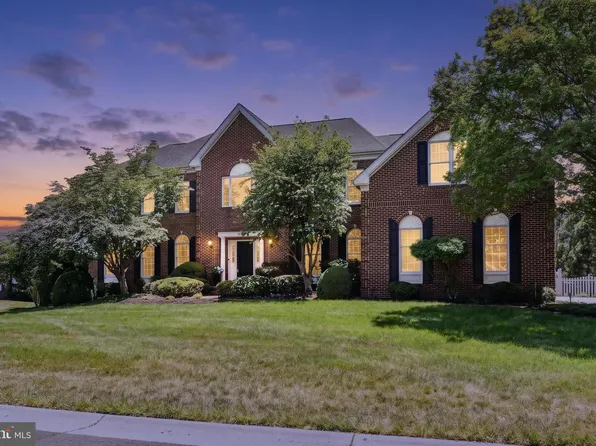19854 Annenberg Dr, Ashburn, VA 20147