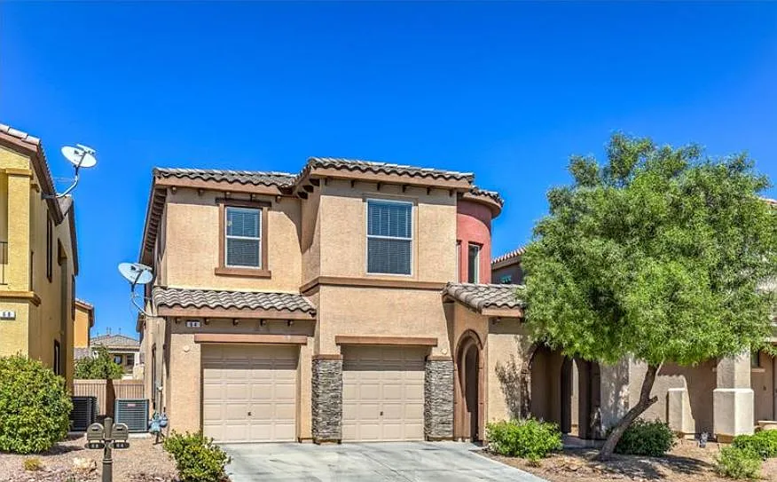 4 bed, 3064 sqft, $2,995 — Photo 1