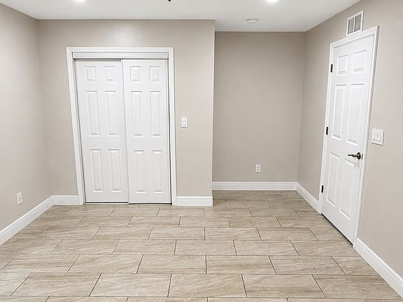 2nd image of 5321 Caldwell St #B
