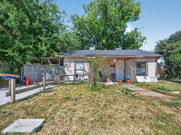 1407 N Main St, Carrollton, TX 75006
