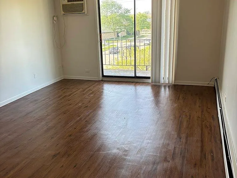 200 Madison St #1H — Photo 6