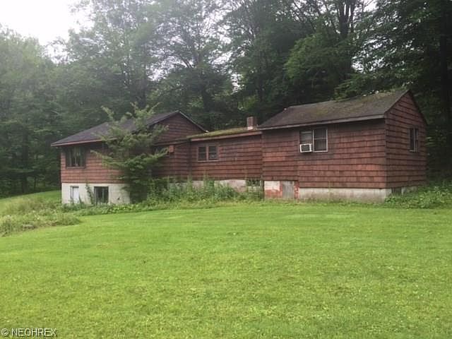 1st image of 33235 Chagrin Blvd