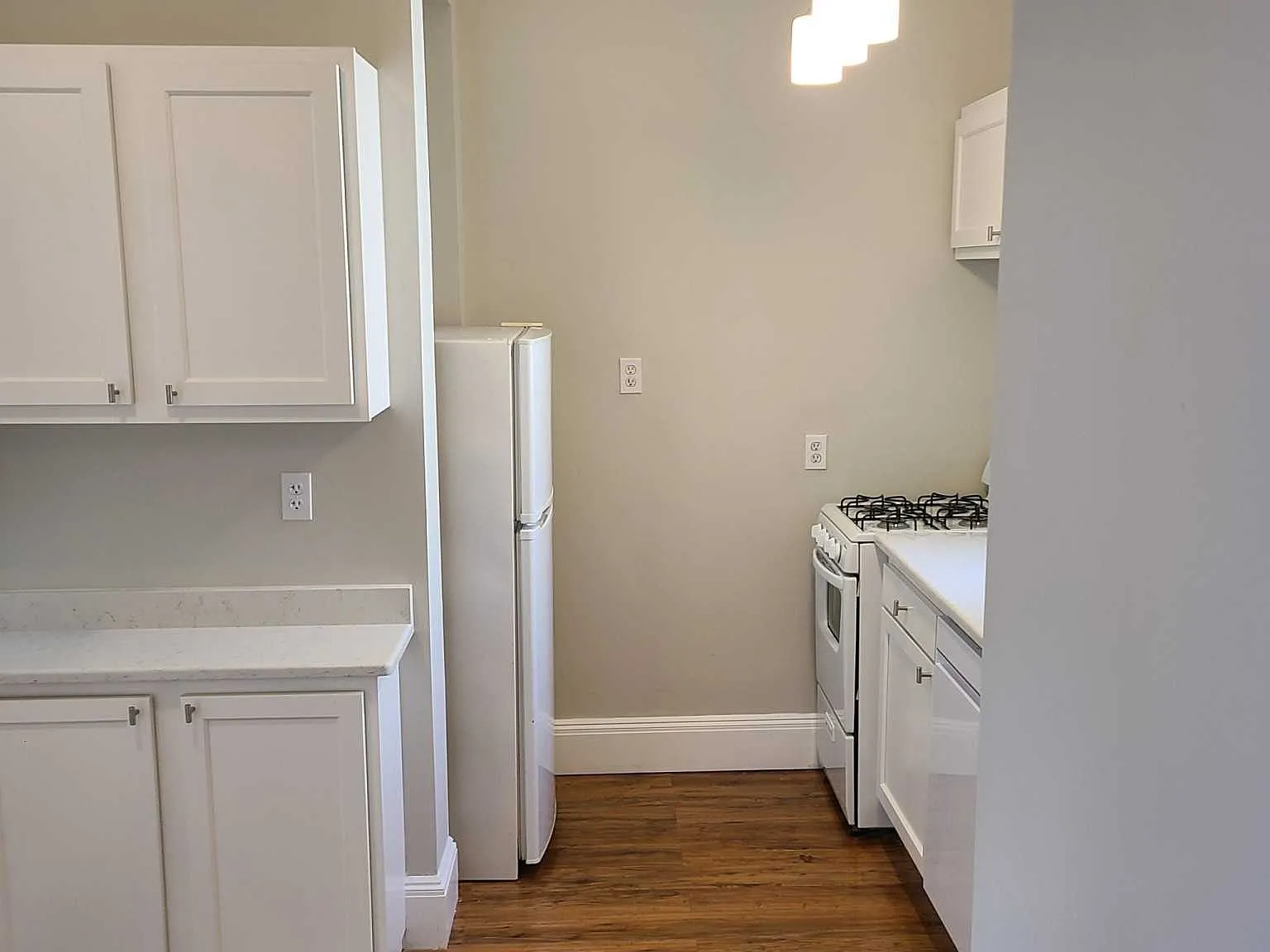 2 bed, $2,800 — Photo 2