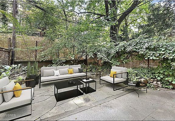 4th image of 834 Union St #1