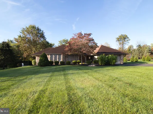 209 New Britain Rd, Doylestown, PA 18901