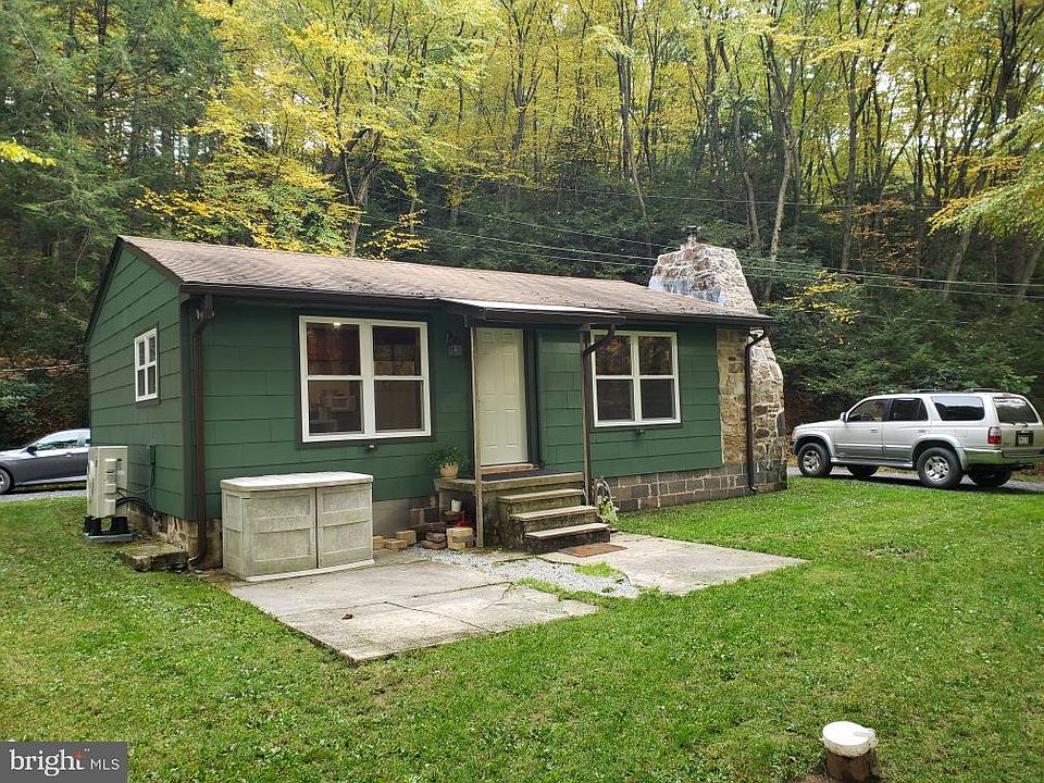 1st image of 39 Bear Creek Dr