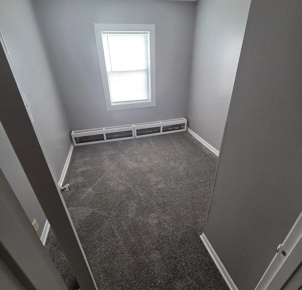 2 bed, $1,000 — Photo 4